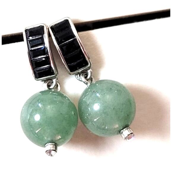 MMA Metropolitan Museum Art CN Carved Jadeite Black Rhinestone Dangle Earrings. - Picture 4 of 6